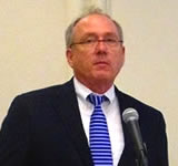 Michael.R.Mooney先生