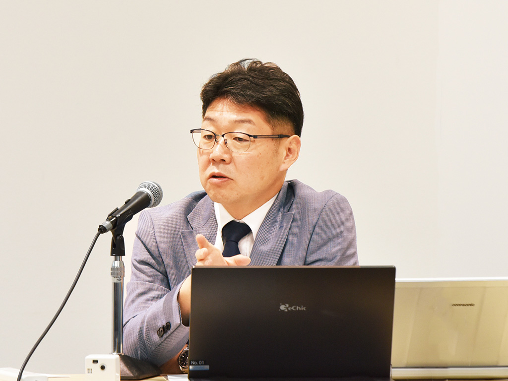 座長：竹内 一郎先生
